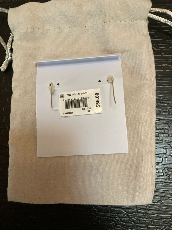 Kendra Scott Lee Gold Drop Earrings with Gray Faceted Stones - Picture 9 of 10